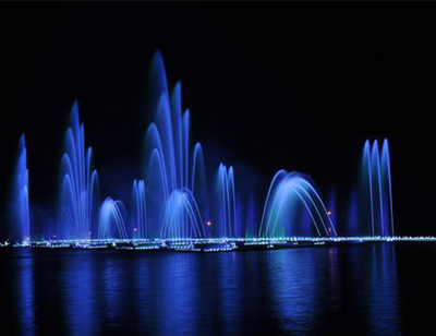 唐縣噴泉設(shè)備廠 雕塑藝術(shù)的創(chuàng)新融合與城市景觀的升級引擎